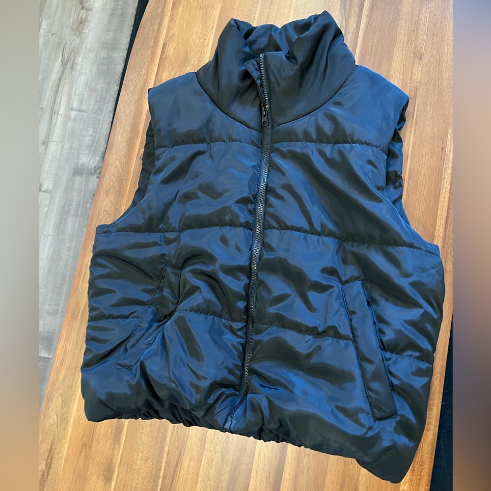 Black Cropped vest